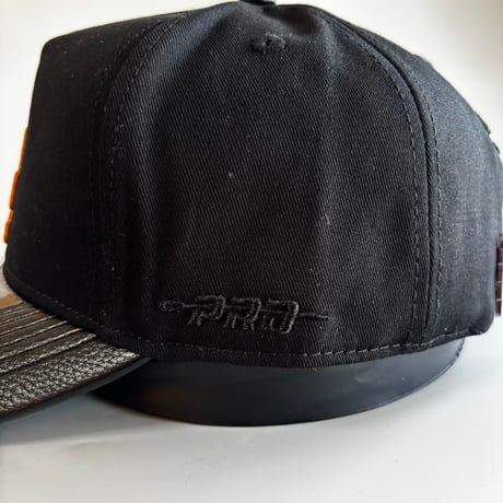 USA買付 PRO STANDARD Los Angeles Dodgers Pro Pinch Strapback Black Leather Visor Cap　US-05