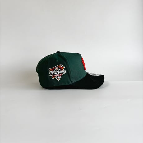 USA買付　NEW ERA 9FORTY A-Frame New York Yankees 1999 World Series Green Cap  NE-38