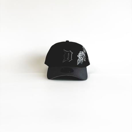 USA買付 Detroit Tigers9FORTY A-Frame Adjustable Cap Black/Grey 　 NE-30