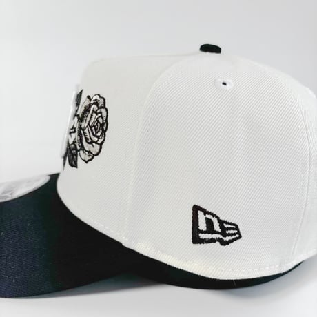 USA買付   NEW ERA 9FORTY "Rose" Yankees Cooperstown Cap — Chrome White 　 NE-24
