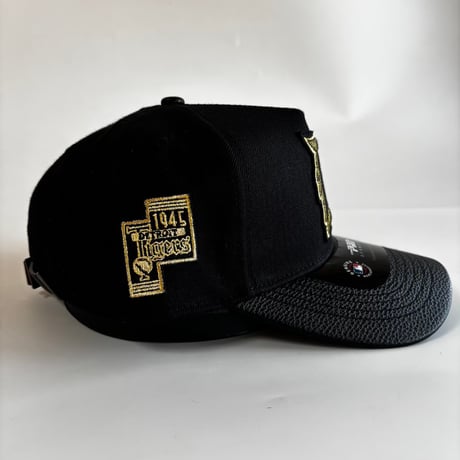 USA買付 PRO STANDARD Detroit Tigers Pro Pinch Strapback Black Gold Leather Visor Cap　US-10