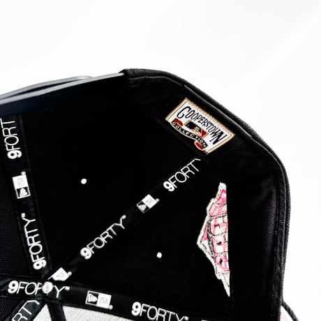USA買付 NY Cooperstown Collection Purple Gradient Logo 9FORTY A-Frame Cap Black/Pink 　 NE-27