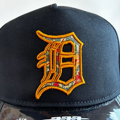 USA買付 PRO STANDARD Detroit Tigers Pro Pinch Strapback Black Leather Visor Cap　US-07