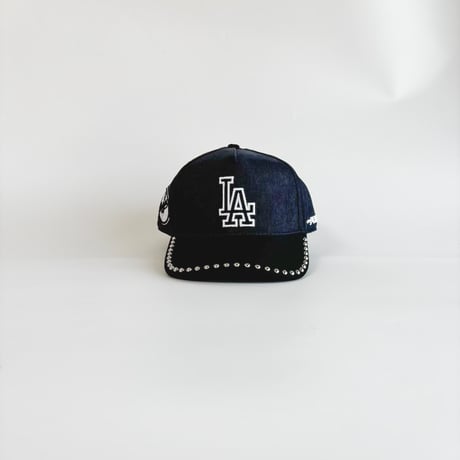 USA買付 PRO STANDARD Los Angeles Dodgers Studded Strapback Navy / Black Cap　US-04