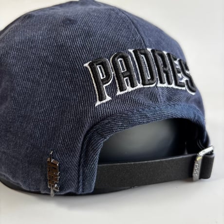 USA買付 PRO STANDARD San Diego Padres Studded Strapback Navy / Black Cap　US-02