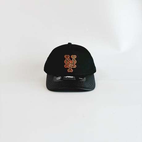 USA買付 PRO STANDARD New York  Mets  Pro Pinch Strapback Black Leather Visor Cap　US-08