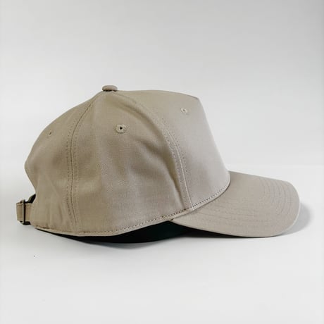 GLORY Metal Plate Curved Visor Cap – Beige   G-09