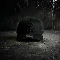 USA買付  Fanatics New York Yankees ALL BLACK Snapback CAP 　 US-03