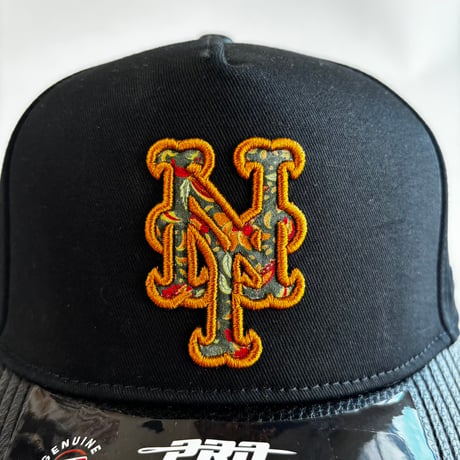 USA買付 PRO STANDARD New York  Mets  Pro Pinch Strapback Black Leather Visor Cap　US-08