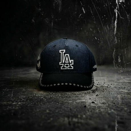USA買付 PRO STANDARD Los Angeles Dodgers Studded Strapback Navy / Black Cap　US-04