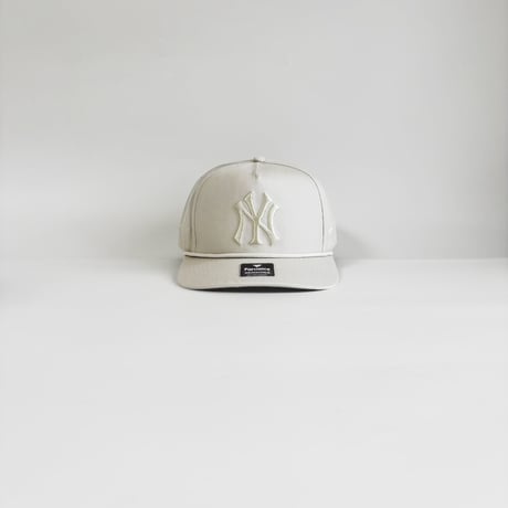 USA買付   Fanatics New York Yankees ALL IVORY Snapback CAP　 US-02