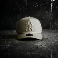 USA買付   Fanatics New York Yankees ALL IVORY Snapback CAP　 US-02