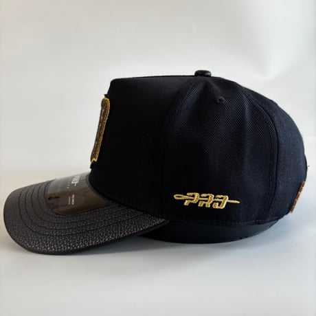 USA買付 PRO STANDARD Detroit Tigers Pro Pinch Strapback Black Gold Leather Visor Cap　US-10