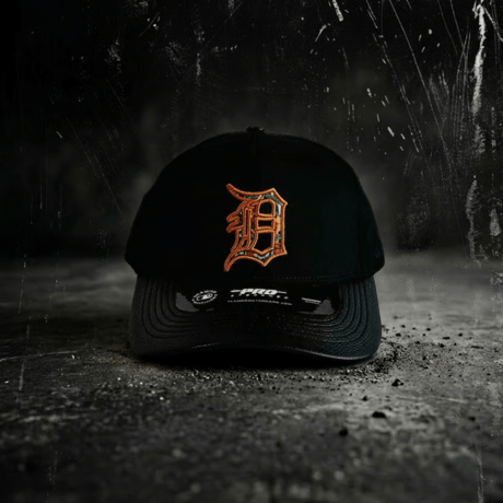 USA買付 PRO STANDARD Detroit Tigers Pro Pinch Strapback Black Leather Visor Cap　US-07