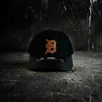 USA買付 PRO STANDARD Detroit Tigers Pro Pinch Strapback Black Leather Visor Cap　US-07