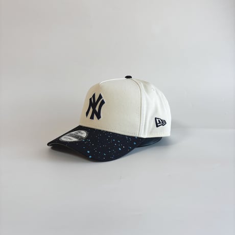 USA買付  NEW ERA NEW YORK YANKEES PAINT SPLASH NAVY VISOR 9FORTY A-FRAME CAP  　 NE-10