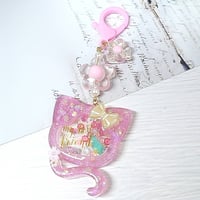 おしっぽマフラー猫ちゃんシェイカーキーホルダー（ピンク）