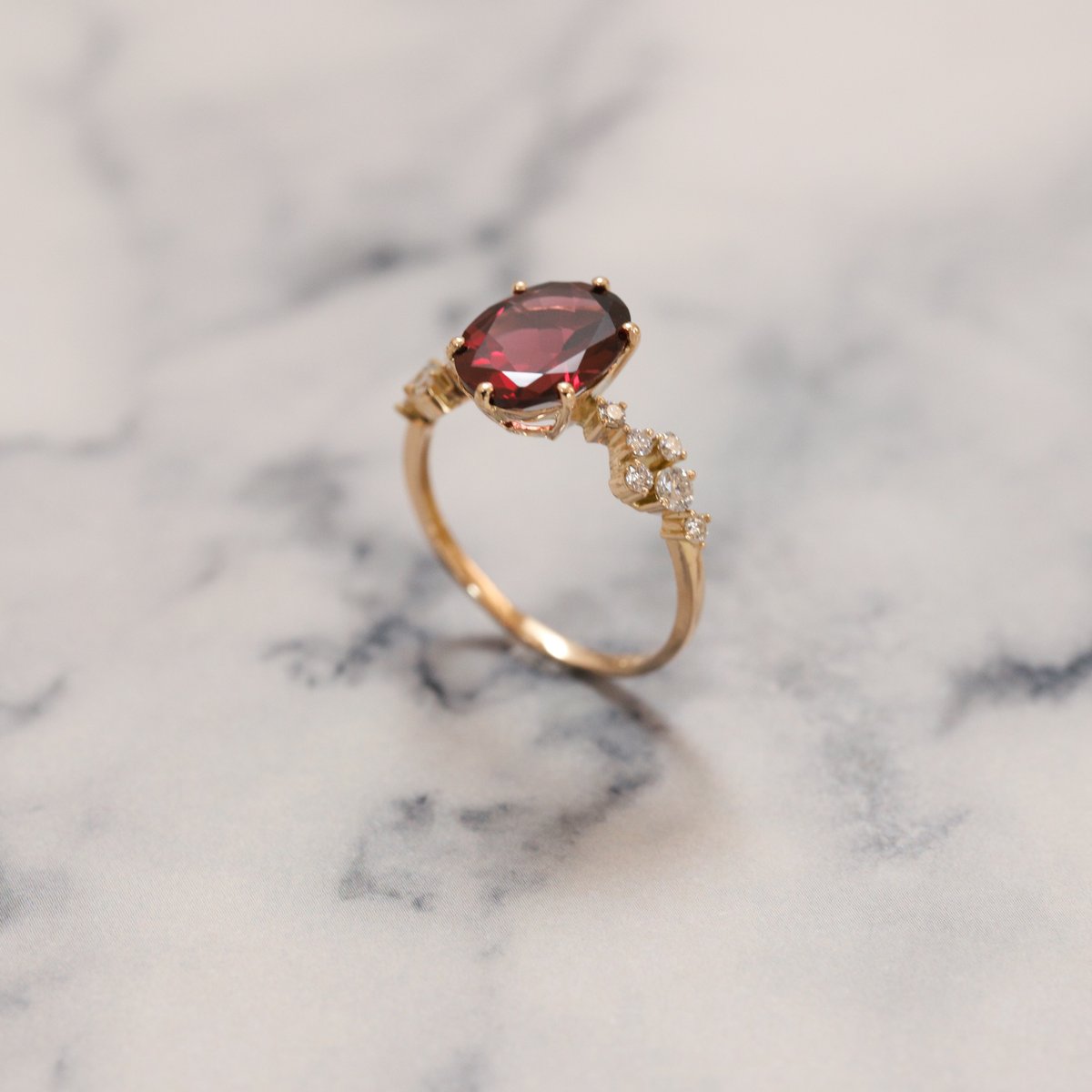 天然アルマンディンガーネットリング | Velora Gems & Jewelry