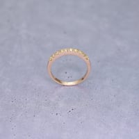 天然ペリドットハーフエタニティリング