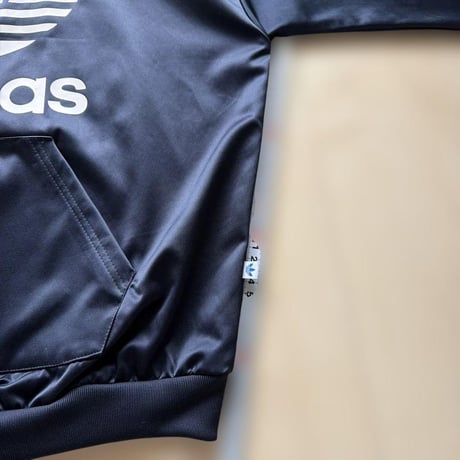 adidas 紺 パーカー レディース フーディー Mサイズ 光沢サテン