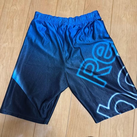 Reebok バスケットボールパンツ 黒/青 光沢