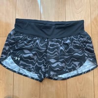 UNDER ARMOUR XL ランニングショーツ ランパン 黒/グレー