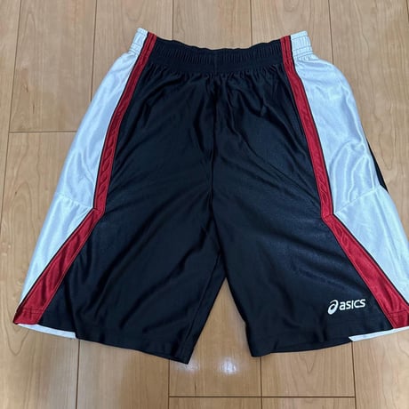 asics バスケットボールパンツ 黒/白/赤 光沢
