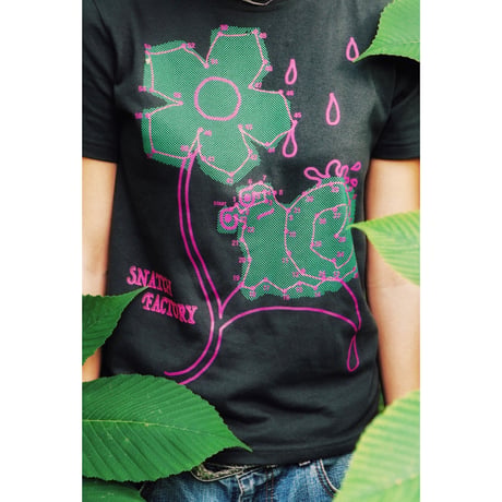 [DOT TO DOT TEE] Charcoal