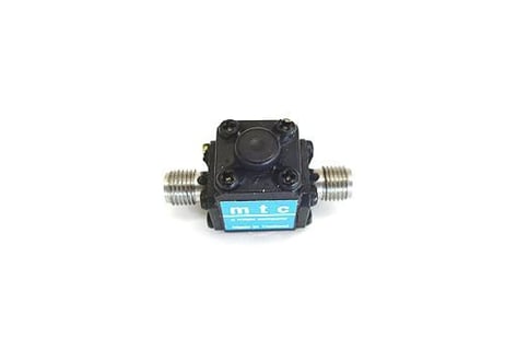 アイソレーター　17.5GHz～19.5GHz （実測値） 【中古】