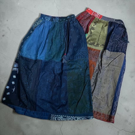 Slow Hands "over dyed bandana patch work skirt"(women's)