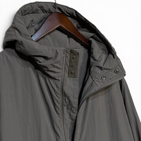 dip ltd"thinsulate®nylon zip hood jacket"(gray)unisex