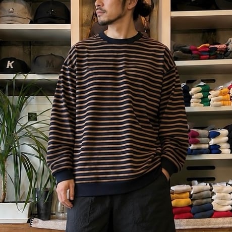 amne "TWISTED BORDER long sleeve tee" (navy×camel) unisex