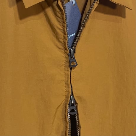amne "NYLON zip park shirts" (gold) unisex