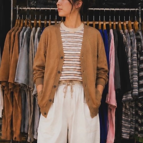 amne "TWISTED JERSEY cardigan" (camel) unisex