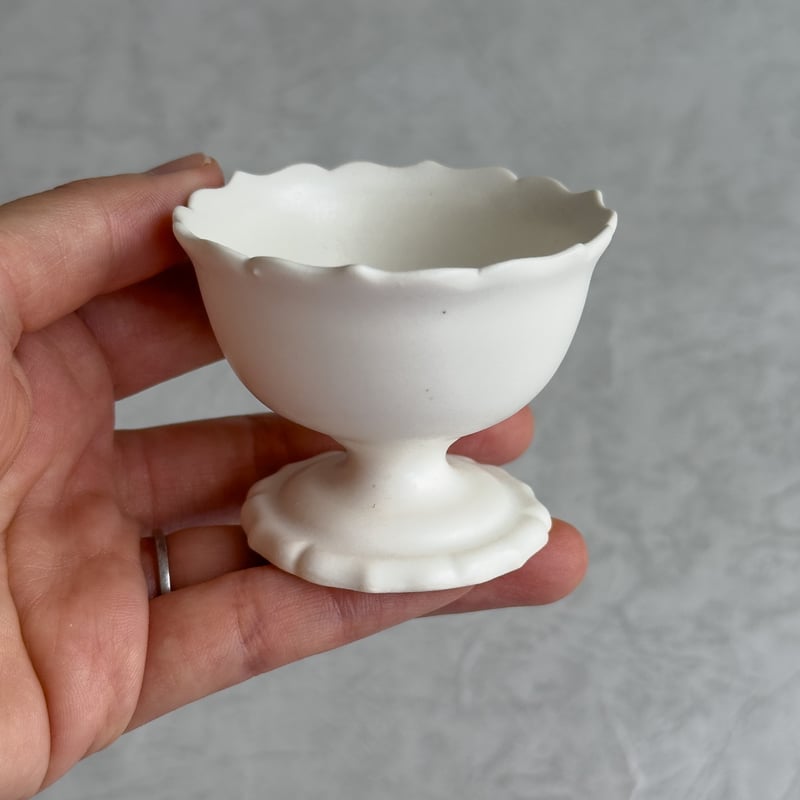 脚付き茶杯 白（CL15 a～e） 【暮縞】 | ドライフラワーと、うつわと