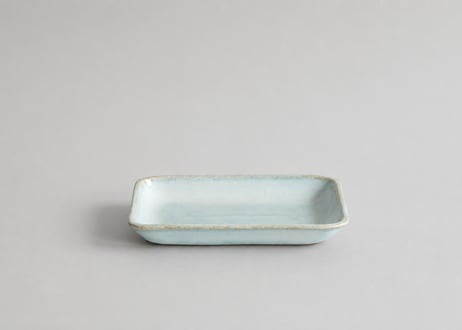 角小皿　黒・白（青萩）