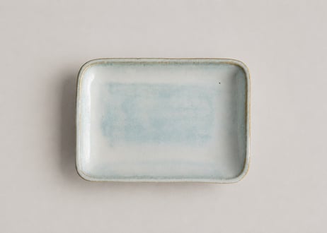 角小皿　黒・白（青萩）