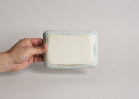 角小皿　黒・白（青萩）