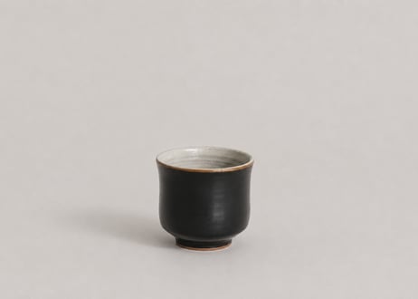 湯呑（黒釉）