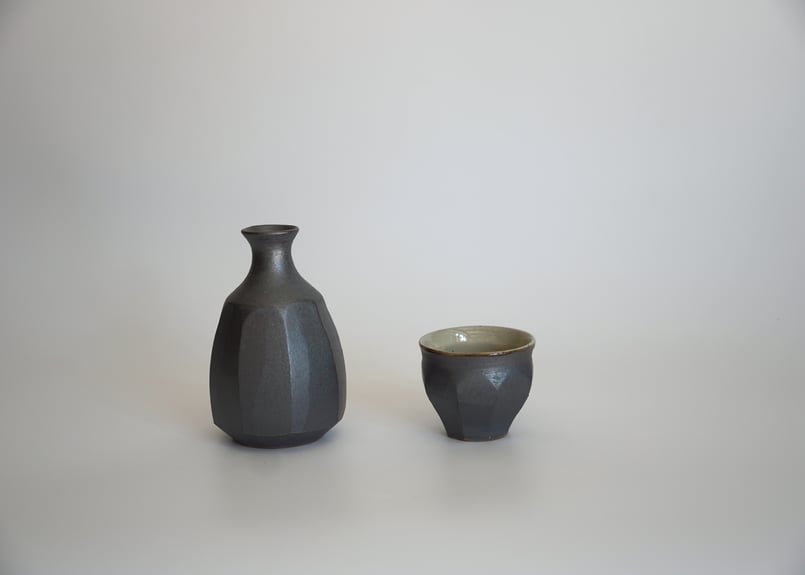 面取徳利・ぐい呑 黒 | COCOROSTORE