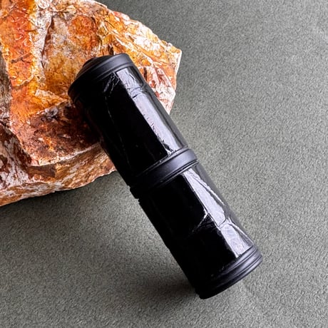 クロコダイル革巻き　ブラスアトマイザー　MBK-BK11  日本製【黒　最高級　メンズ　香水　フレグランス　アロマ　ギフト　運気　お返し　送料無料】