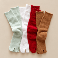 2e CHESTS×MARCOMONDE_MOLE FUR TABI socks (White,Mint Green,L.Brown,Red)