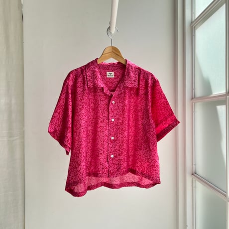Bamboo Silk Printed Bowler Shirts (Pink / 2sizes)