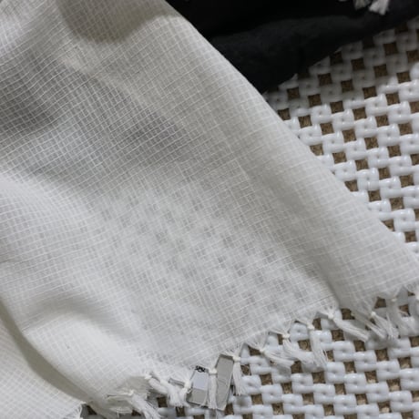 80 x 150 Khadi Pin Check Stole