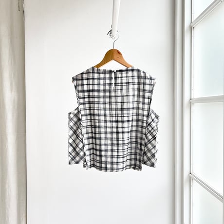 Woven Sleeveless Top (Jharna Gingham)