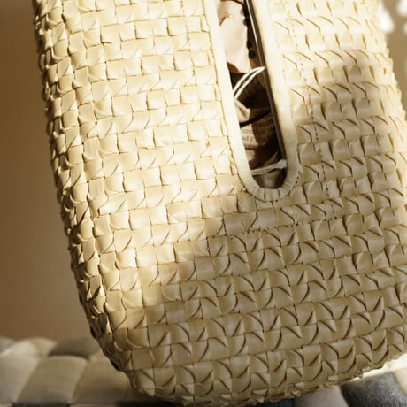 8mm Kottan Tissue Box (Triangle - Natural)