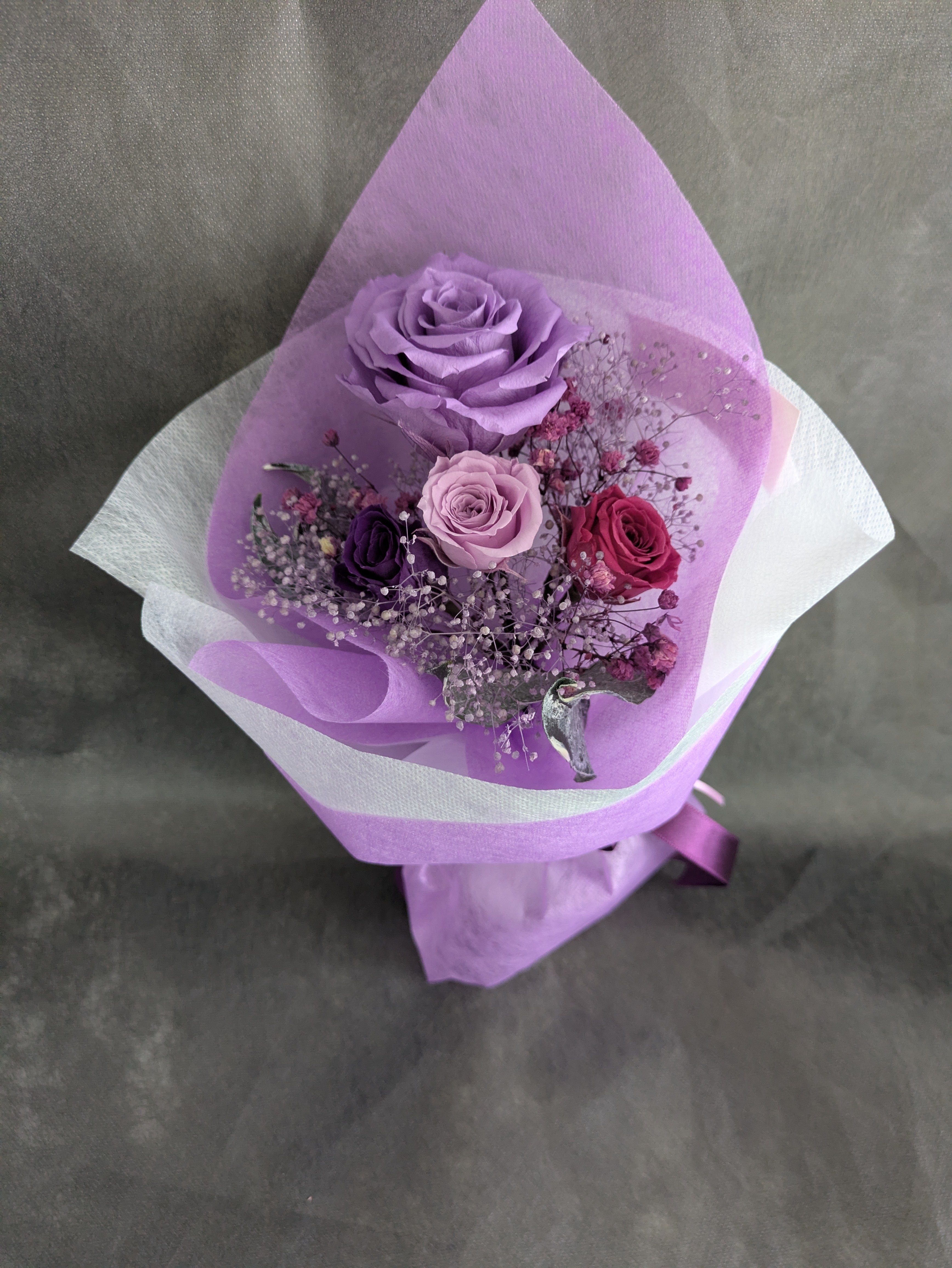 プリザーブドフラワー／大輪のライラックローズとミニ薔薇とかすみ草の