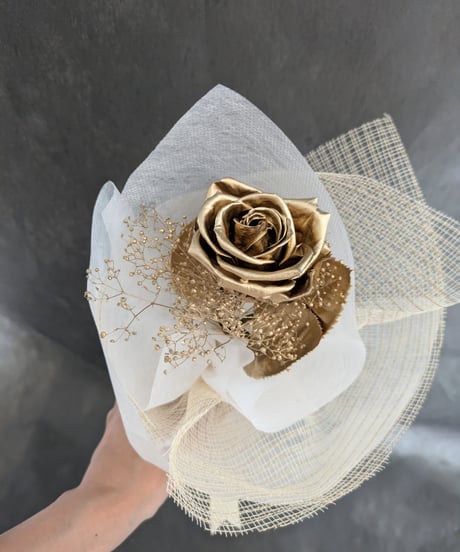 プリザーブドフラワー/月の光をまとった黄金の薔薇一輪花束/魔法の薔薇