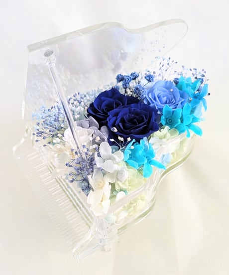 【プリザーブドフラワー／グランドピアノシリーズ】青い薔薇の奇跡とブルーROSEの流れるような美しい音色