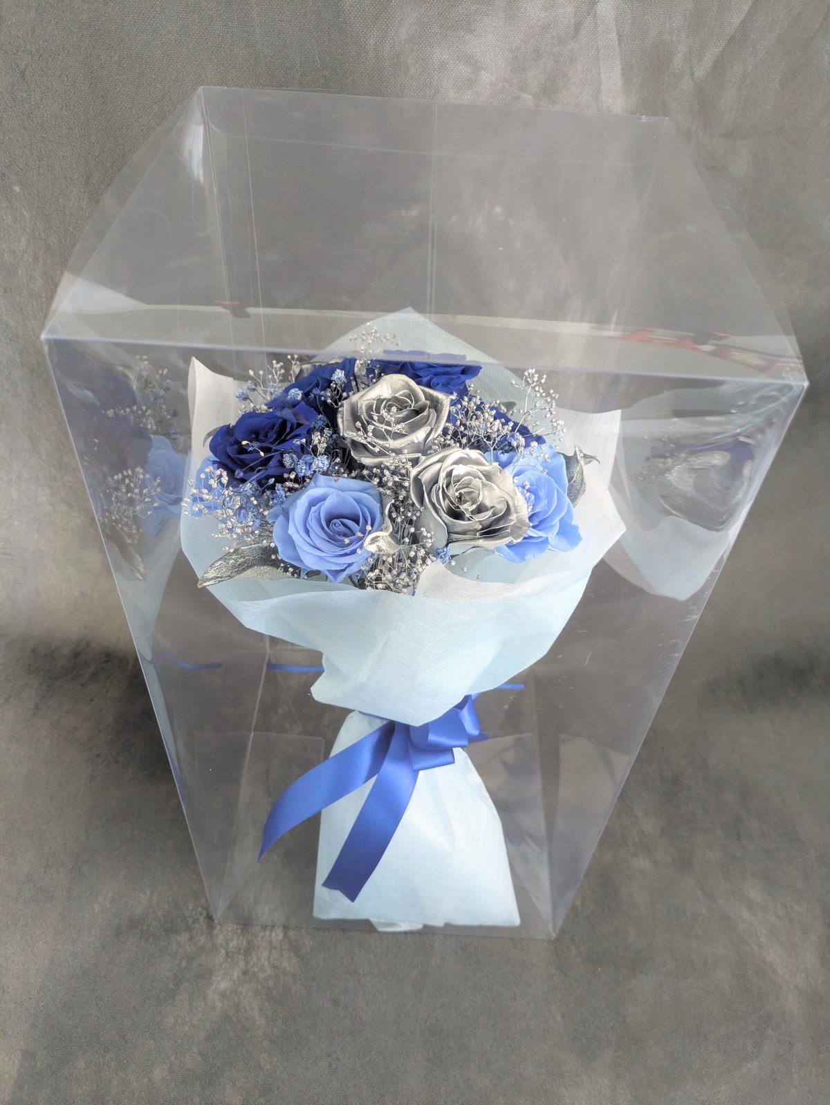 プリザーブドフラワー12輪花束／Aqua Breath Rose（こちらの花束は